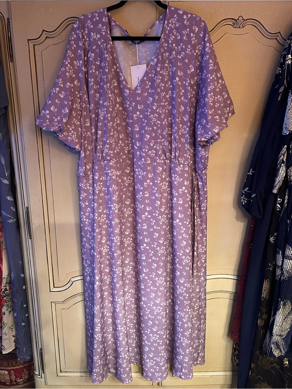 NWT bloomchic 28 Lavender Floral dress